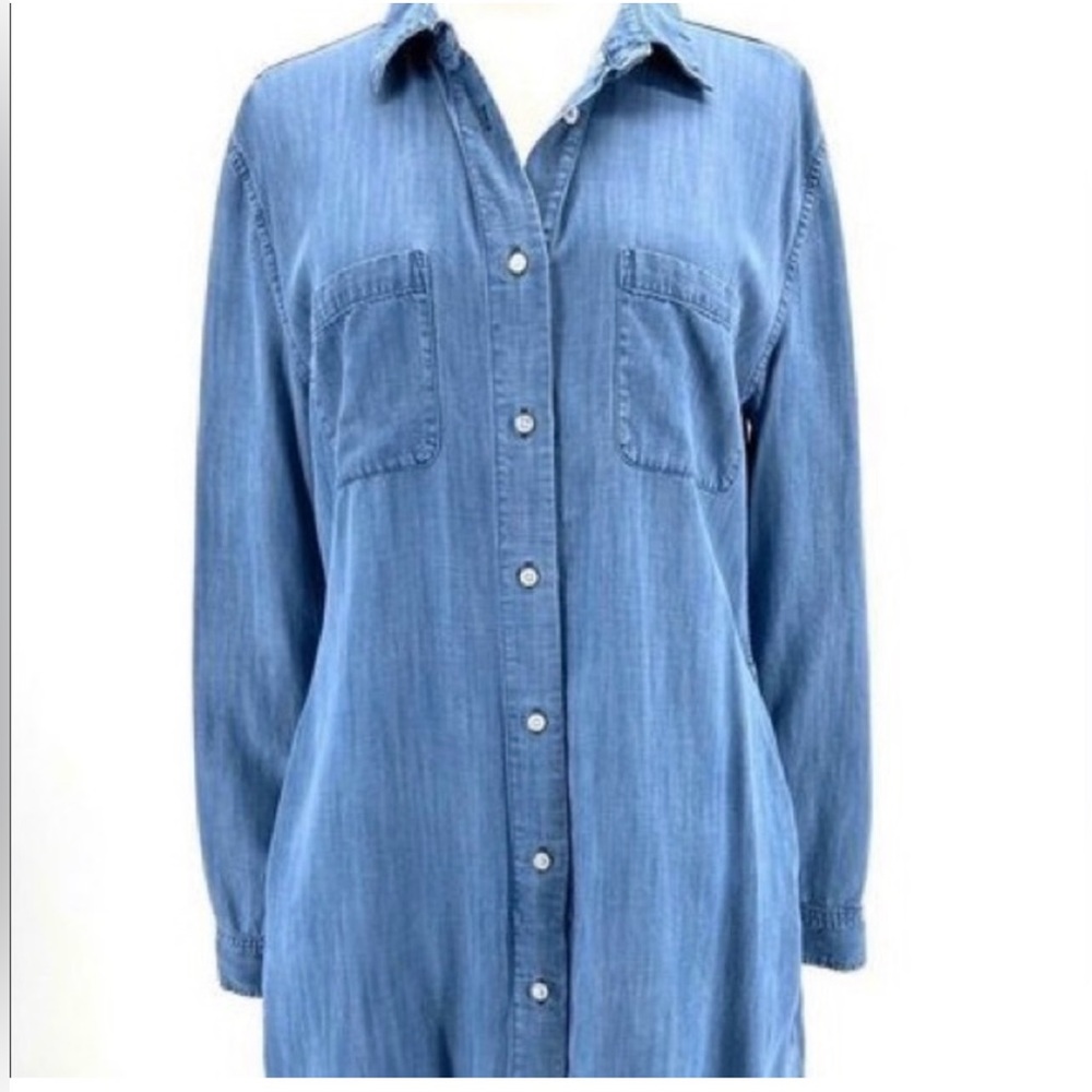 UNTUCKit Denim Dress. Size 2
